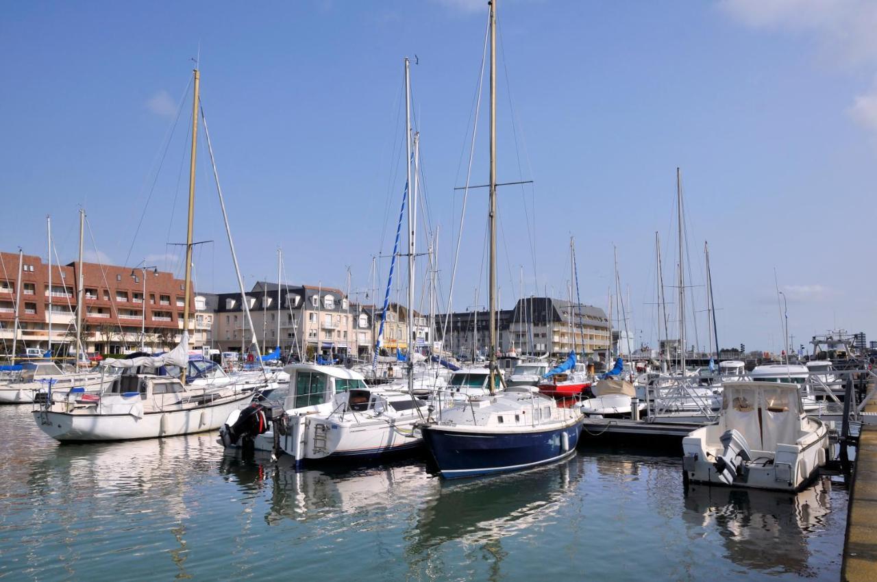 Appartement A 300M De La Plage - Exterieur Commun Asnelles Bagian luar foto
